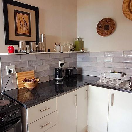 Апартаменти The Vic 1906 Self Catering Units Монтегю Екстер'єр фото